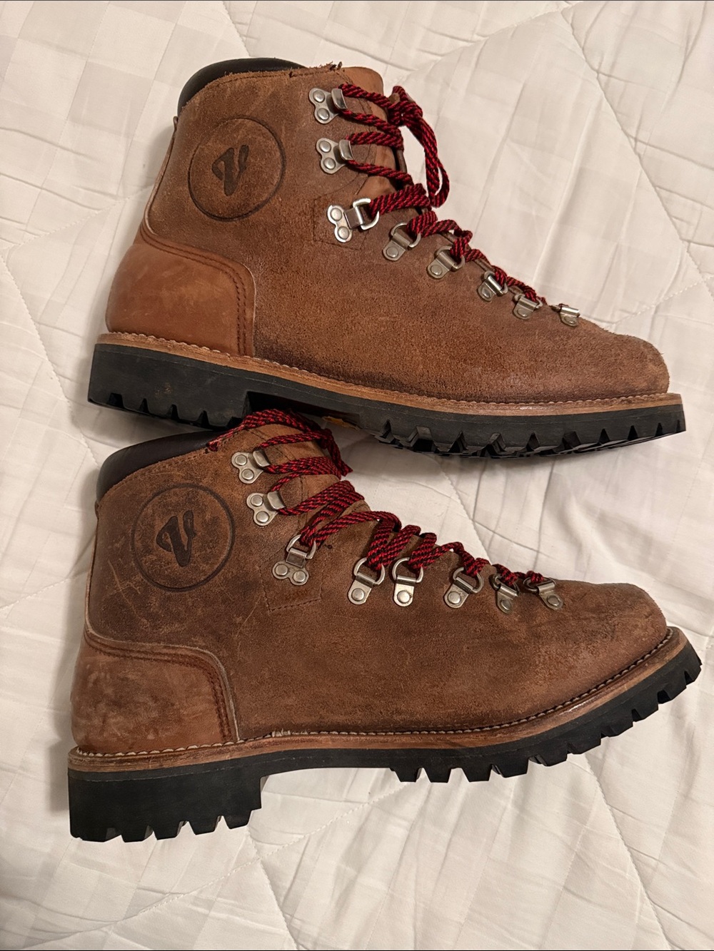 Vintage 1981 Vasque mountaineering hiking boots size 12 excellent condition! USA